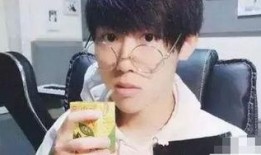 抖音网红八大怪吃瓜,吃瓜群众的狂欢盛宴