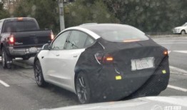 特斯拉最新新车爆料,颠覆未来出行体验