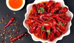 合肥爆料吃小龙虾视频播放,视频播放量爆表，网友热议美食盛宴