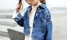 女生的牛仔衣套装爆料视频,揭秘女生牛仔衣套装的时尚魅力