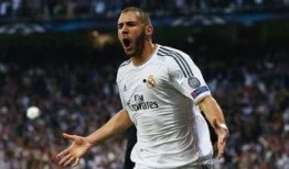 足坛最新爆料新闻报道视频,独家视频揭秘球星转会内幕