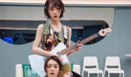 阿娇爆料不冲厕所视频,网友热议卫生习惯引发关注