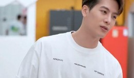 最爆料的男艺人是谁啊视频,最爆料男艺人是谁，视频内容大曝光！