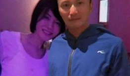 圈内扒叔爆料谢霆锋视频,扒叔揭秘娱乐圈不为人知的一面