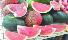 吃瓜爱放图片的网红是谁,揭秘吃瓜爱放图的神秘人物！”