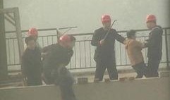 小孩爆料拆迁视频播放,视频播放引发网友热议