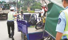 网红爆料三轮车视频,揭秘街头神秘交通工具